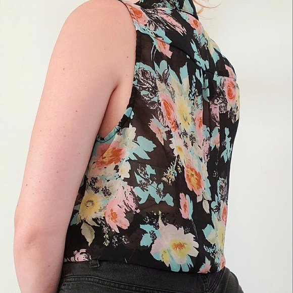 Sheer Black Floral Top - Picture 3 of 4